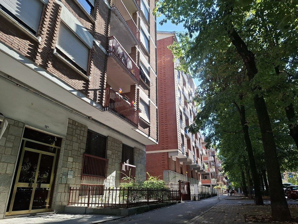 VIA MANZONI