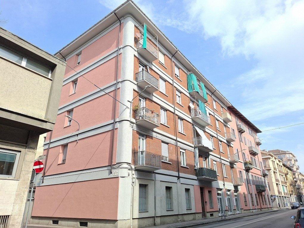 Asti  zona giardini parco della resistenza